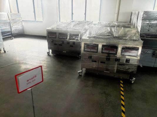 Panneau d'ordinateur numérique Trois pots Six paniers Friture ouverte avec filtration