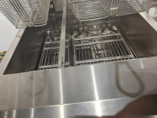 21.4KW Double réservoir 11.6L + 21.5L Panneau d'ordinateur numérique Chips électriques Friteuse ouverte
