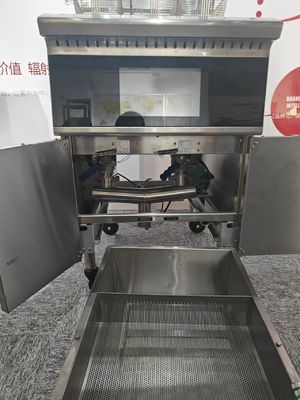 Panneau tactile électrique avec filtre à huile