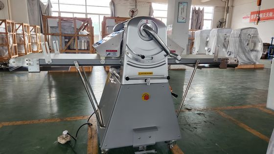 Machine de pressage de pâte à feuilles électrique verticale 380V/220V
