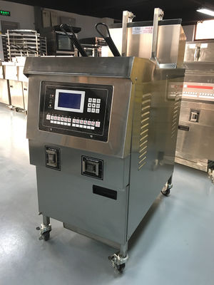Les puces commerciales ouvrent la friteuse avec le panneau LCD à raccourci
